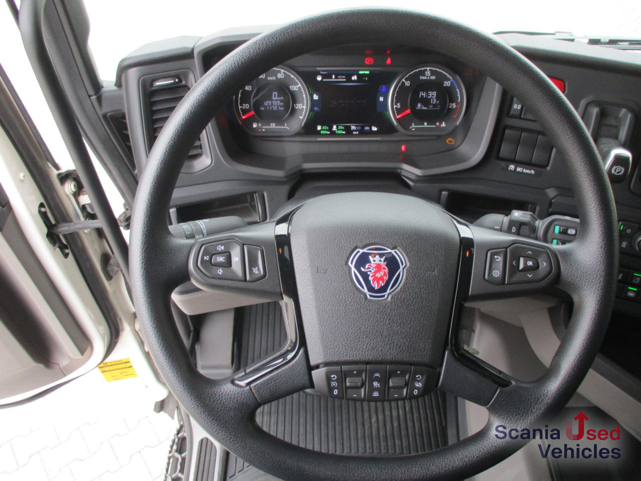 SCANIA R 460 A4x2NA / ADR AT / Navi / LED / Hydr. - יחידת טרקטור: תמונה 2 SCANIA R 460 A4x2NA / ADR AT / Navi / LED / Hydr. - יחידת טרקטור: תמונה 2