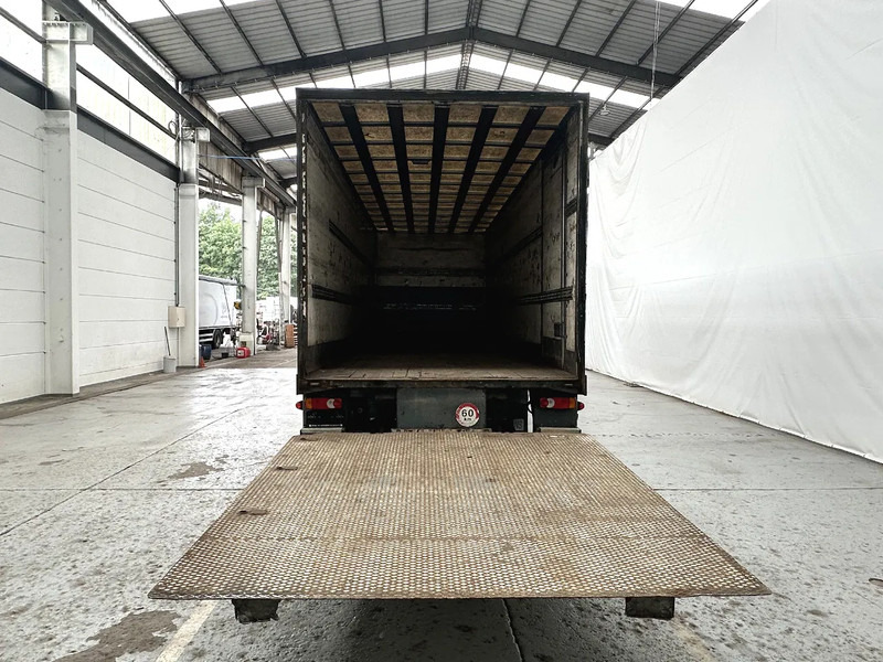 DAF LF 55.220 AE45 LAMMES/LAMMES - BLATT / BLATT - משאית תיבה: תמונה 4 DAF LF 55.220 AE45 LAMMES/LAMMES - BLATT / BLATT - משאית תיבה: תמונה 4