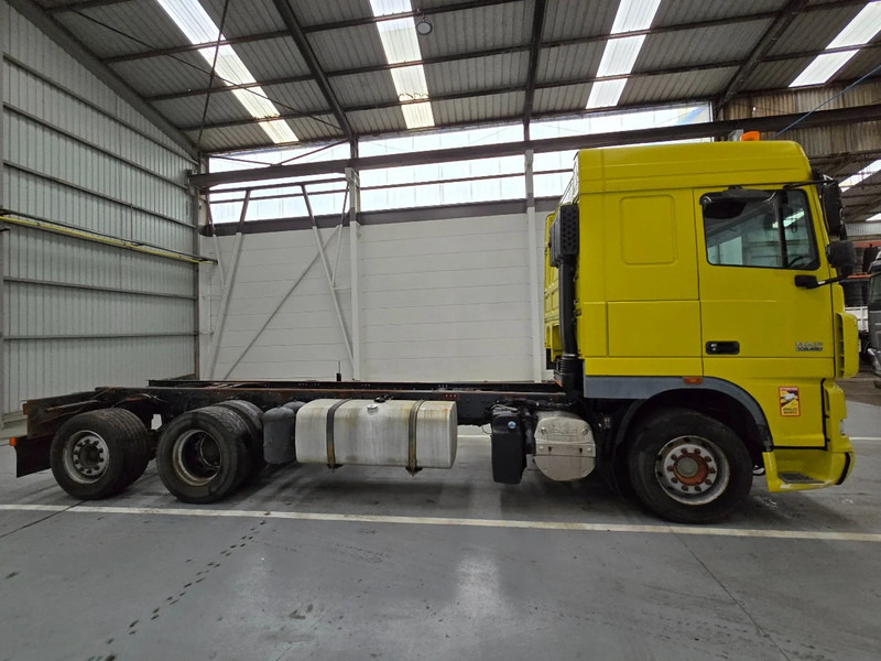 DAF XF 105.460 EURO 5 / AIRCO / LIFTAS - משאית עם שלדת תא: תמונה 4 DAF XF 105.460 EURO 5 / AIRCO / LIFTAS - משאית עם שלדת תא: תמונה 4