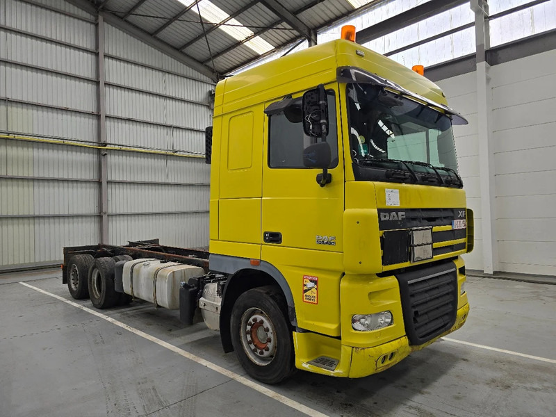 DAF XF 105.460 EURO 5 / AIRCO / LIFTAS - משאית עם שלדת תא: תמונה 3 DAF XF 105.460 EURO 5 / AIRCO / LIFTAS - משאית עם שלדת תא: תמונה 3