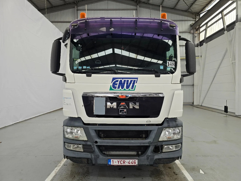MAN TGS 28.440 6x2 / EURO 5 / AIRCO / LIFTAS / 10 roues - 10 tyres - משאית עם שלדת תא: תמונה 2 MAN TGS 28.440 6x2 / EURO 5 / AIRCO / LIFTAS / 10 roues - 10 tyres - משאית עם שלדת תא: תמונה 2