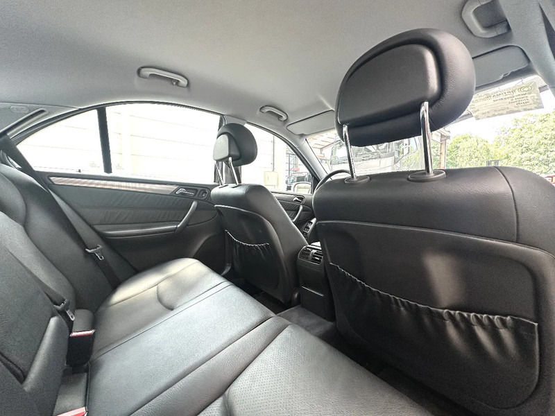 סדאן Mercedes-Benz C-Klasse C30 CDI / AMG /DIESEL TURBO 33795 km: תמונה 14