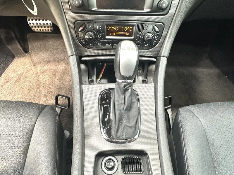 סדאן Mercedes-Benz C-Klasse C30 CDI / AMG /DIESEL TURBO 33795 km: תמונה 18