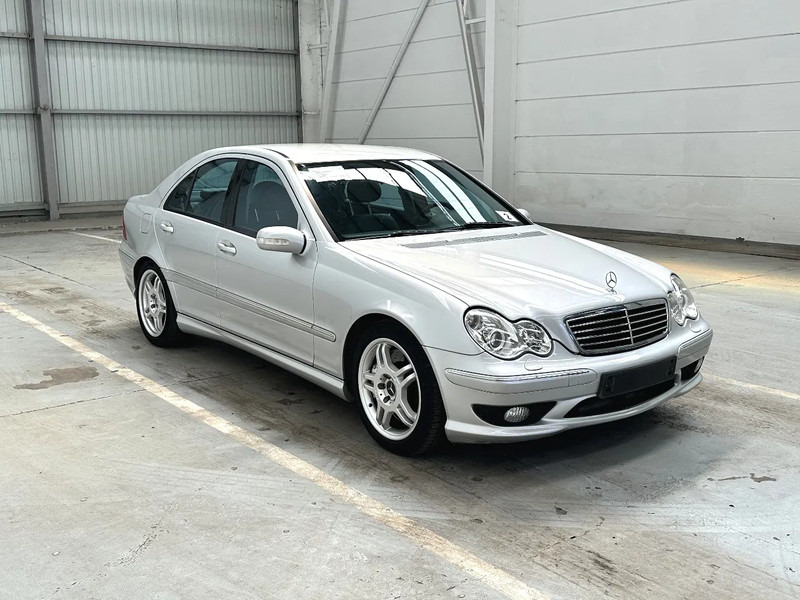 סדאן Mercedes-Benz C-Klasse C30 CDI / AMG /DIESEL TURBO 33795 km: תמונה 8