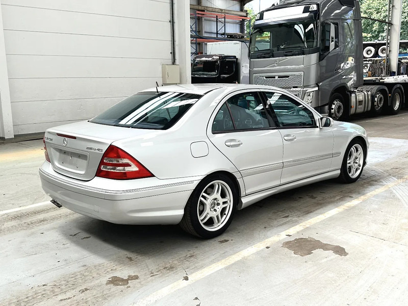 סדאן Mercedes-Benz C-Klasse C30 CDI / AMG /DIESEL TURBO 33795 km: תמונה 6