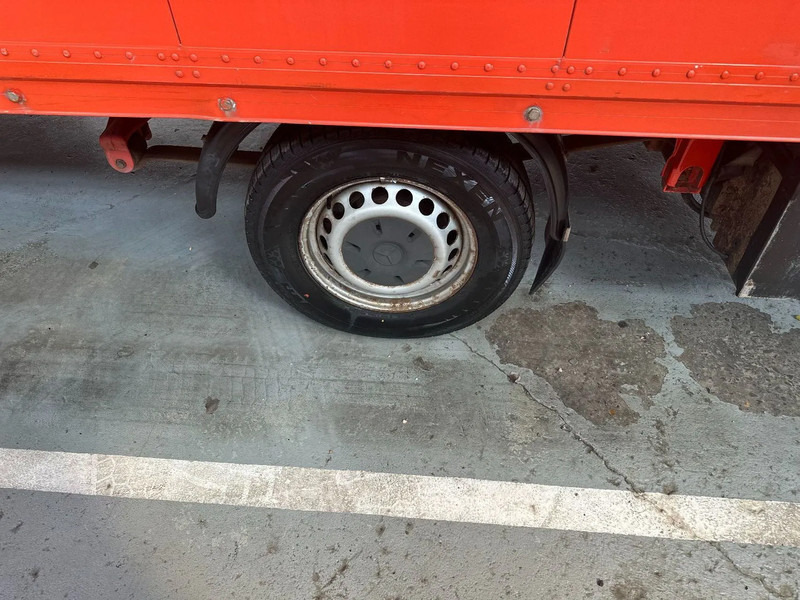 Mercedes-Benz Sprinter 316 - כלי רכב מסחרי עם תיבה: תמונה 4 Mercedes-Benz Sprinter 316 - כלי רכב מסחרי עם תיבה: תמונה 4