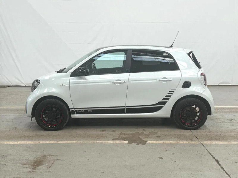 Smart Forfour ONE EQ / 100% ELECTRIC / BRABUS ALLOY WHEELS /EDITION ONE - מכונית: תמונה 2 Smart Forfour ONE EQ / 100% ELECTRIC / BRABUS ALLOY WHEELS /EDITION ONE - מכונית: תמונה 2