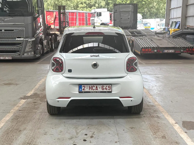 Smart Forfour ONE EQ / 100% ELECTRIC / BRABUS ALLOY WHEELS /EDITION ONE - מכונית: תמונה 4 Smart Forfour ONE EQ / 100% ELECTRIC / BRABUS ALLOY WHEELS /EDITION ONE - מכונית: תמונה 4