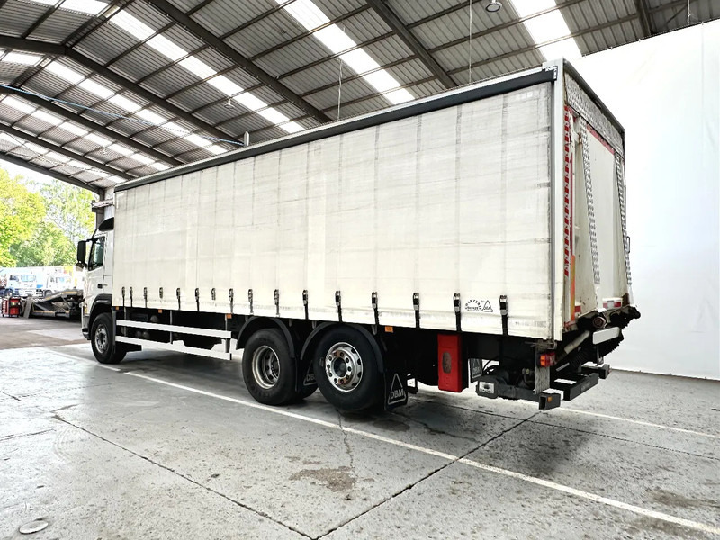 Volvo FM 330 / Essieu relevable et directionnel / Steerable lift axle / Lift as en stuuras - משאית וילונות צד: תמונה 3 Volvo FM 330 / Essieu relevable et directionnel / Steerable lift axle / Lift as en stuuras - משאית וילונות צד: תמונה 3