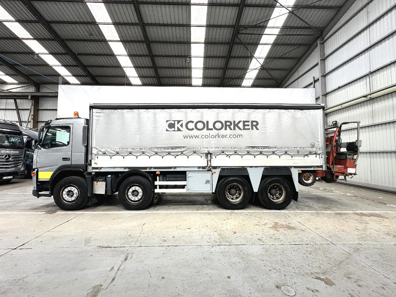 Volvo FM 400 8x4 with MANITOU 3D Lift - משאית וילונות צד, משאית מנוף: תמונה 2 Volvo FM 400 8x4 with MANITOU 3D Lift - משאית וילונות צד, משאית מנוף: תמונה 2