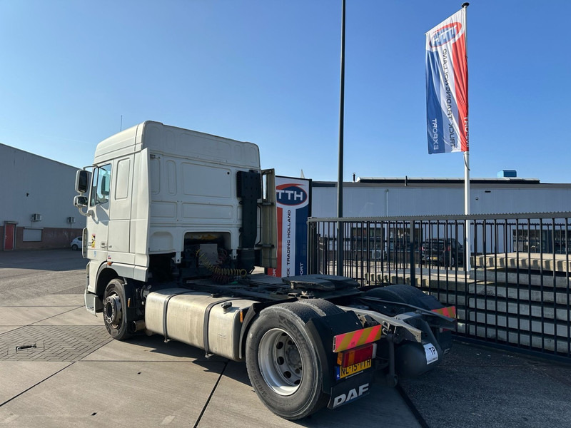 DAF XF105.410 SpaceCab Manual gearbox + Intarder - יחידת טרקטור: תמונה 4 DAF XF105.410 SpaceCab Manual gearbox + Intarder - יחידת טרקטור: תמונה 4