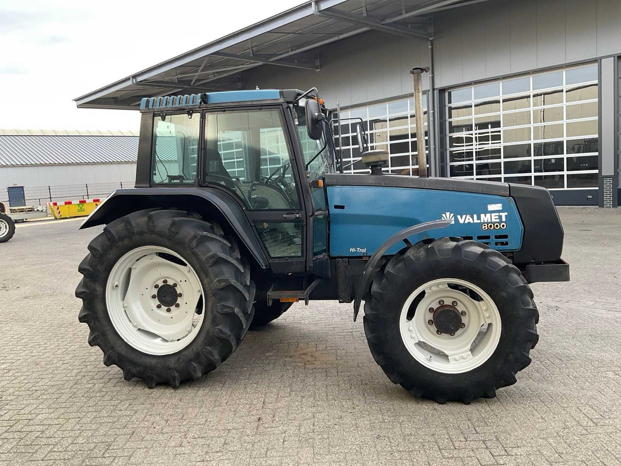 1993 VALMET 8000 HI-TROL FOUR WHEEL DRIVE FARM TRACTOR - טרקטור חקלאי: תמונה 5 1993 VALMET 8000 HI-TROL FOUR WHEEL DRIVE FARM TRACTOR - טרקטור חקלאי: תמונה 5