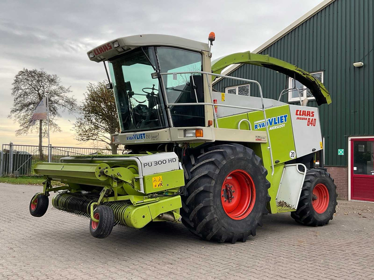 1999 CLAAS JAGUAR 840 FORAGE HARVESTER - מקצרת מספוא: תמונה 1 1999 CLAAS JAGUAR 840 FORAGE HARVESTER - מקצרת מספוא: תמונה 1