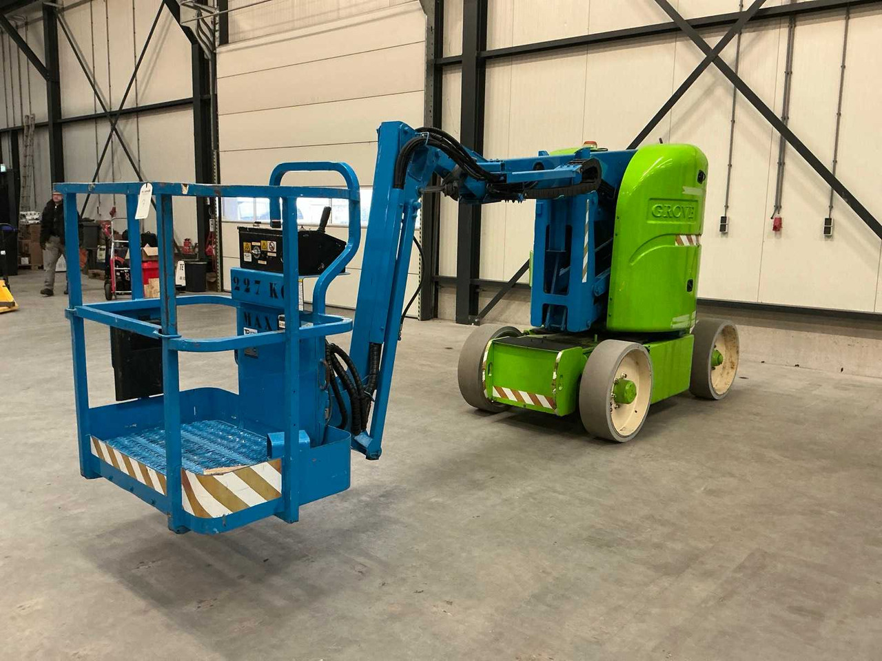 1999 GROVE AMZ 30 NEU AERIAL PLATFORM - פלטפורמה אווירית: תמונה 3 1999 GROVE AMZ 30 NEU AERIAL PLATFORM - פלטפורמה אווירית: תמונה 3