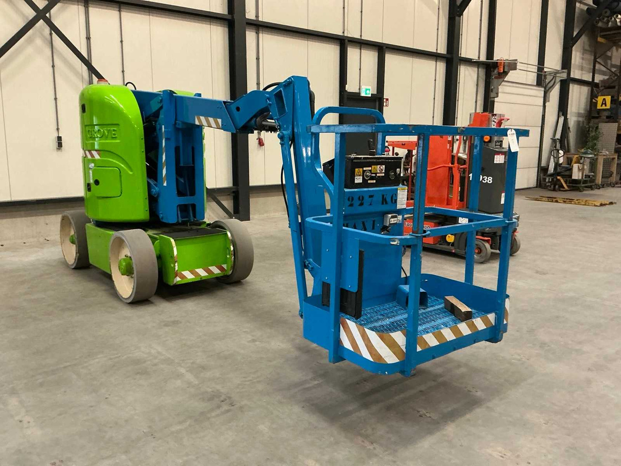 1999 GROVE AMZ 30 NEU AERIAL PLATFORM - פלטפורמה אווירית: תמונה 5 1999 GROVE AMZ 30 NEU AERIAL PLATFORM - פלטפורמה אווירית: תמונה 5