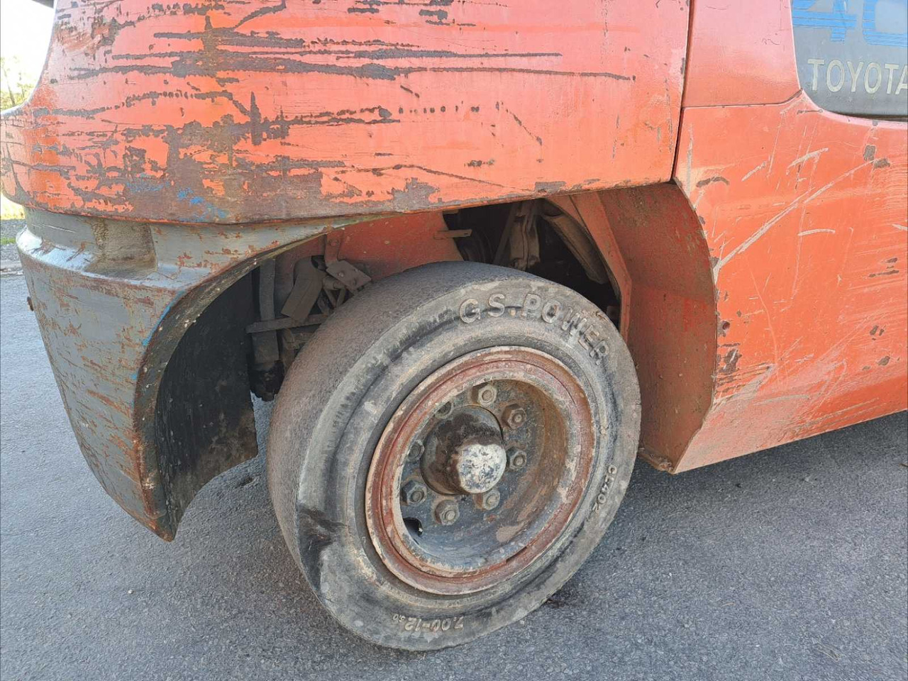 מלגזה 1999 TOYOTA 7FD35 FORKLIFT: תמונה 13 מלגזה 1999 TOYOTA 7FD35 FORKLIFT: תמונה 13