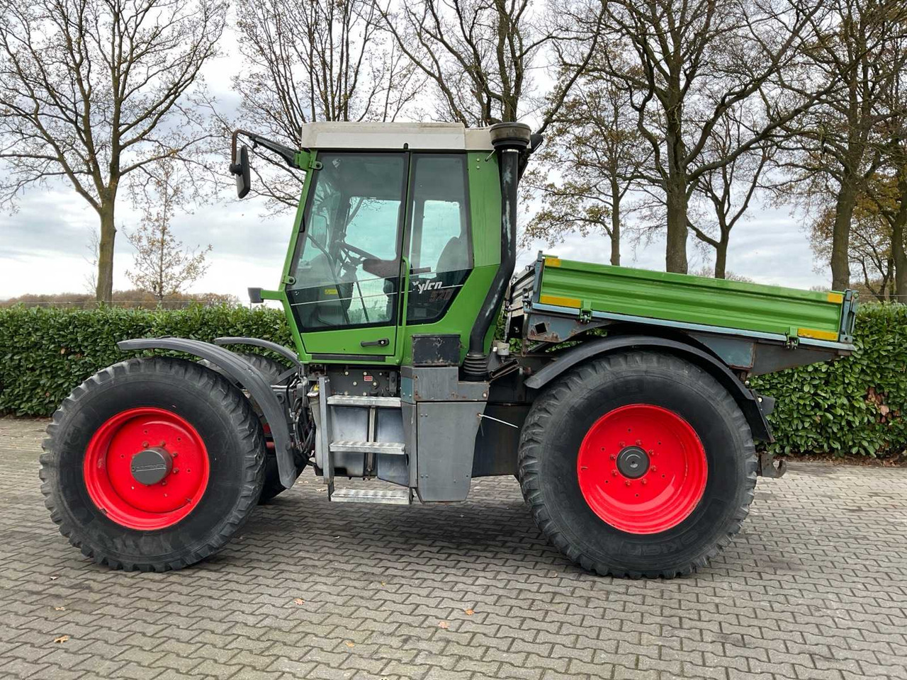 2001 FENDT XYLON 520 ALL-WHEEL DRIVE FARM TRACTOR - טרקטור חקלאי: תמונה 2 2001 FENDT XYLON 520 ALL-WHEEL DRIVE FARM TRACTOR - טרקטור חקלאי: תמונה 2