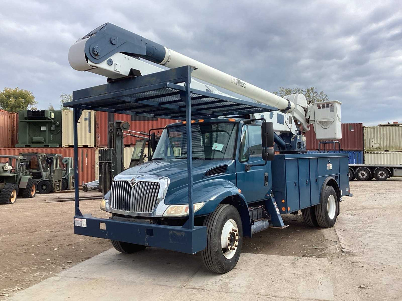 2005 INTERNATIONAL 4300 SBA 4X2 TRUCK-MOUNTED BOOM LIFT - משאית: תמונה 1 2005 INTERNATIONAL 4300 SBA 4X2 TRUCK-MOUNTED BOOM LIFT - משאית: תמונה 1