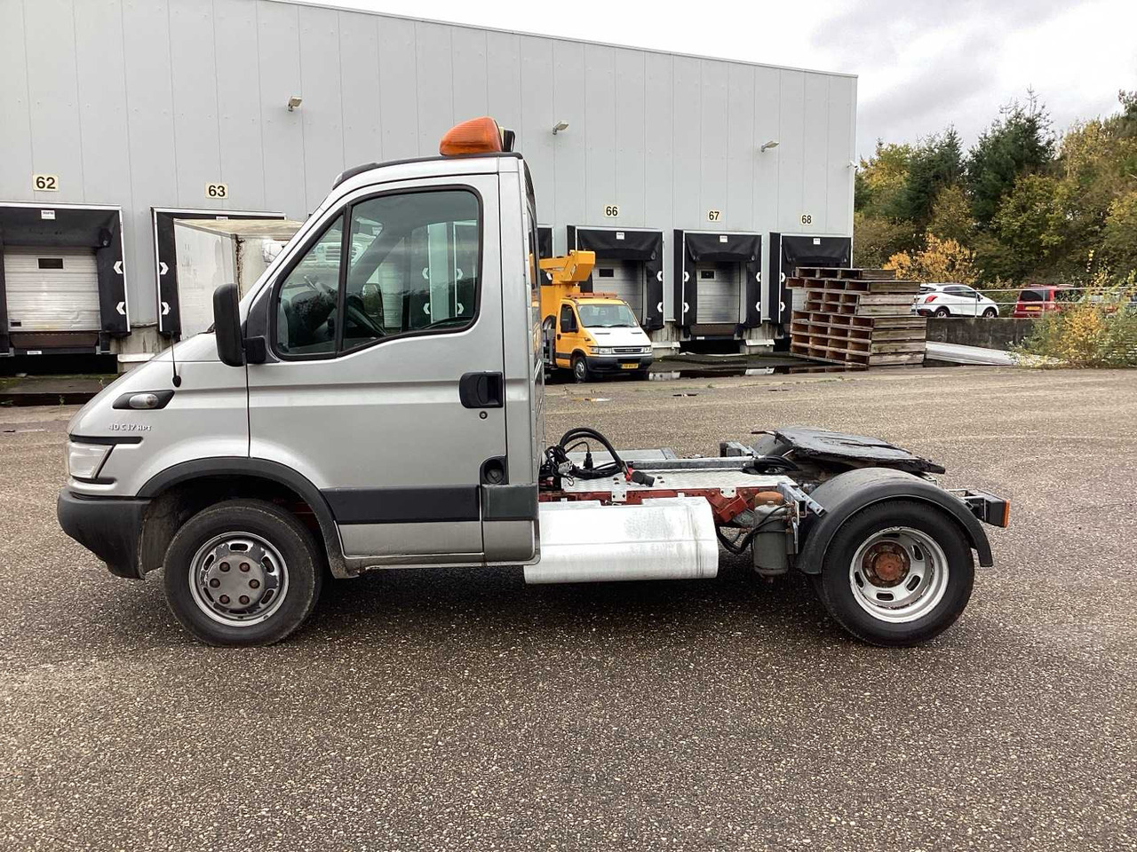 2005 IVECO 40C17 10 TON TRACTOR COMMERCIAL VEHICLE - כלי רכב מסחרי: תמונה 3 2005 IVECO 40C17 10 TON TRACTOR COMMERCIAL VEHICLE - כלי רכב מסחרי: תמונה 3