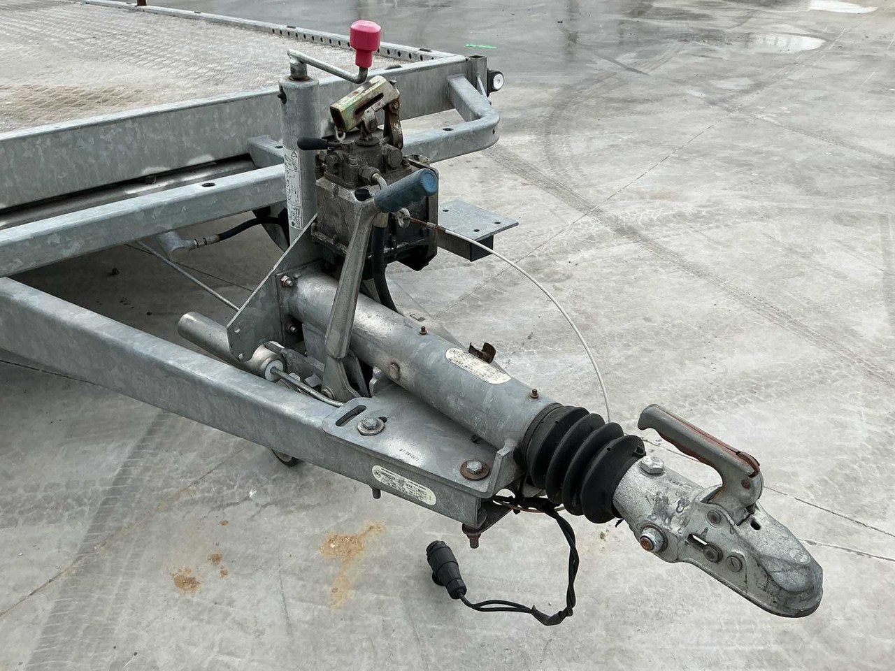 2006 HENRA MTK35 TIPPER TRAILER - קרון נגרר: תמונה 4 2006 HENRA MTK35 TIPPER TRAILER - קרון נגרר: תמונה 4