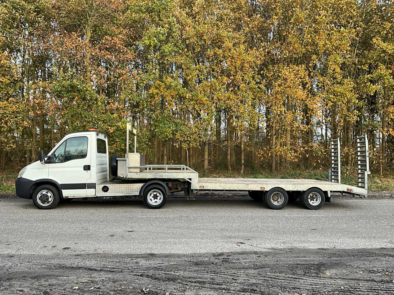2006 IVECO DAILY 35C18 WITH VELDHUIZEN SEMI-TRAILER BE COMBINATION - כלי רכב מסחרי: תמונה 2 2006 IVECO DAILY 35C18 WITH VELDHUIZEN SEMI-TRAILER BE COMBINATION - כלי רכב מסחרי: תמונה 2