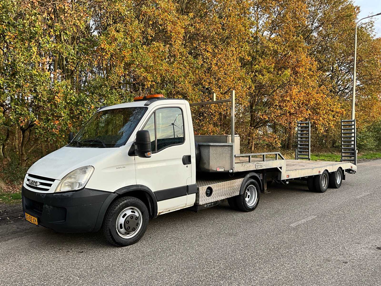 2006 IVECO DAILY 35C18 WITH VELDHUIZEN SEMI-TRAILER BE COMBINATION - כלי רכב מסחרי: תמונה 1 2006 IVECO DAILY 35C18 WITH VELDHUIZEN SEMI-TRAILER BE COMBINATION - כלי רכב מסחרי: תמונה 1