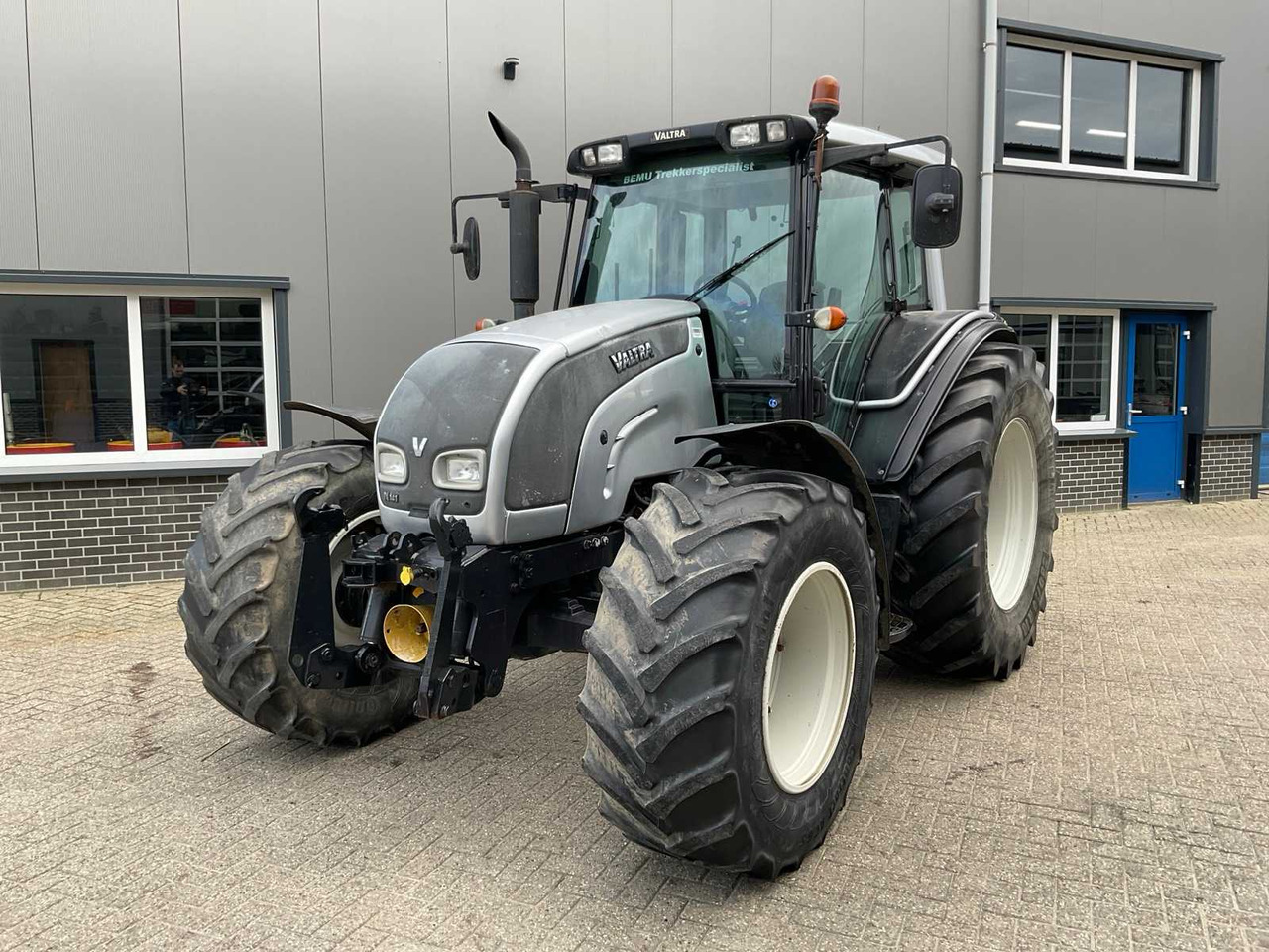 2006 VALTRA N141 HITECH ALL-WHEEL DRIVE FARM TRACTOR - טרקטור חקלאי: תמונה 2 2006 VALTRA N141 HITECH ALL-WHEEL DRIVE FARM TRACTOR - טרקטור חקלאי: תמונה 2