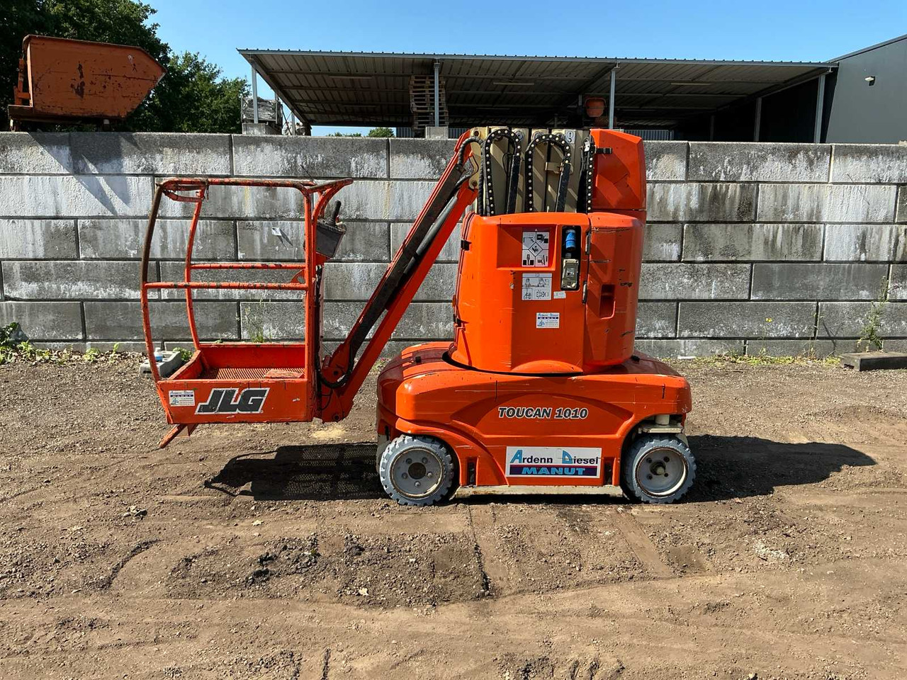 2007 JLG TOUCAN1010 AERIAL PLATFORM - פלטפורמה אווירית: תמונה 2 2007 JLG TOUCAN1010 AERIAL PLATFORM - פלטפורמה אווירית: תמונה 2