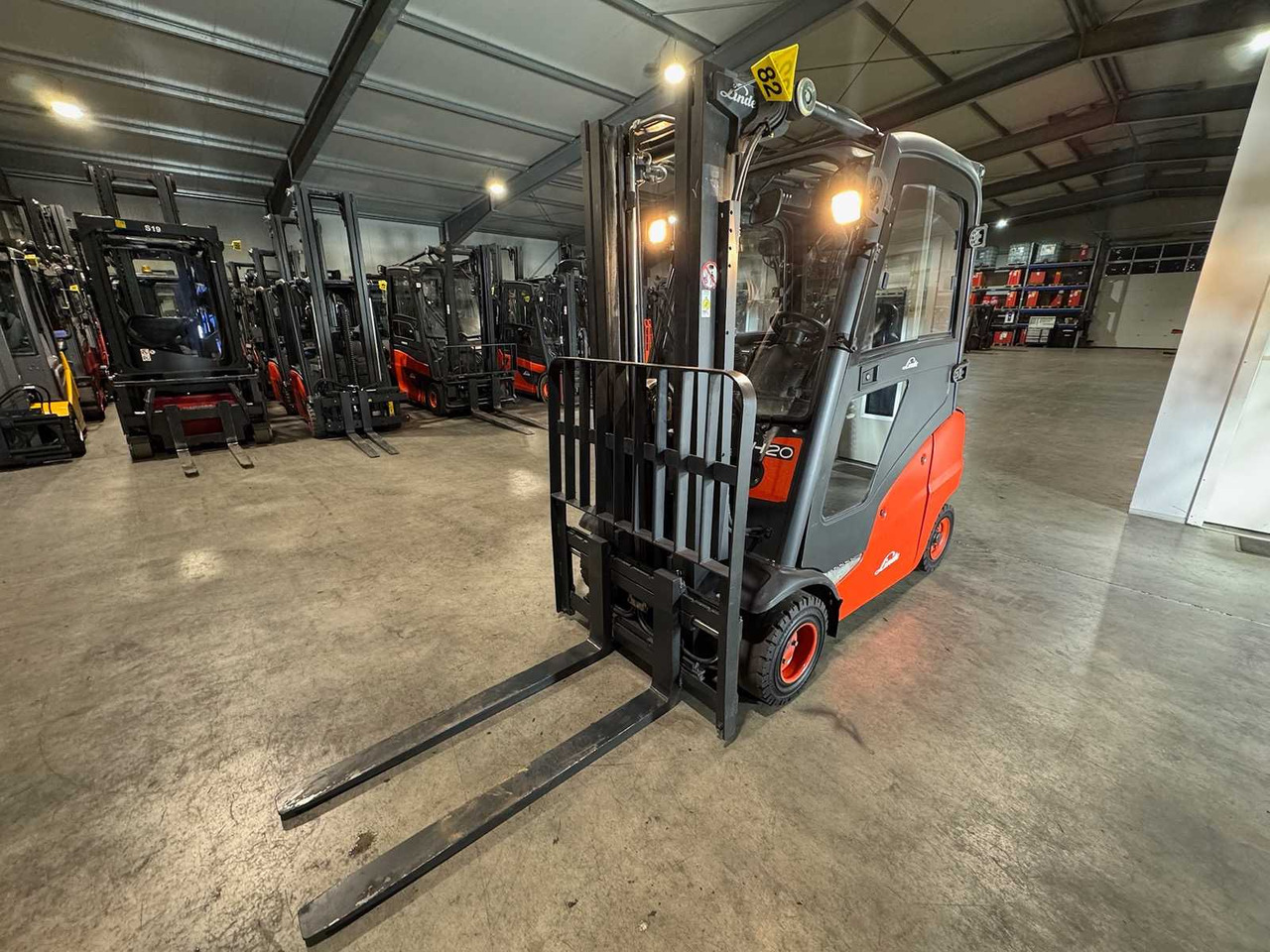 2008 SERVICE + UVV 10/2026 LINDE H20T 2,000KG TRIPLEX GAS FORKLIFT FORKLIFT 11,735 HOURS - מלגזה: תמונה 4 2008 SERVICE + UVV 10/2026 LINDE H20T 2,000KG TRIPLEX GAS FORKLIFT FORKLIFT 11,735 HOURS - מלגזה: תמונה 4