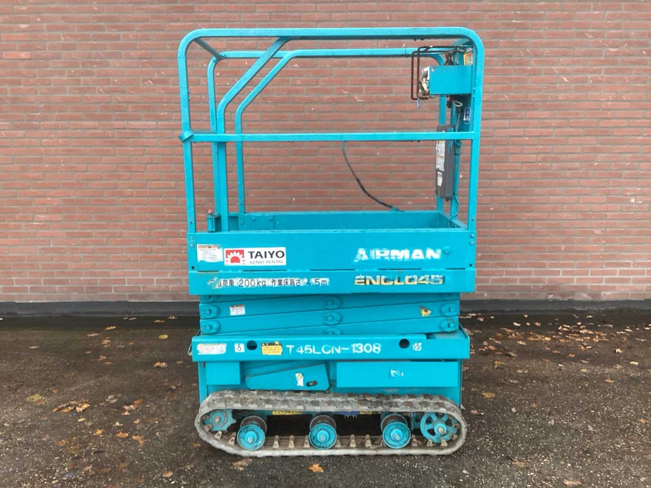 2009 AIRMAN ENCL 045 CRAWLER BOOM LIFT - פלטפורמה אווירית: תמונה 1 2009 AIRMAN ENCL 045 CRAWLER BOOM LIFT - פלטפורמה אווירית: תמונה 1