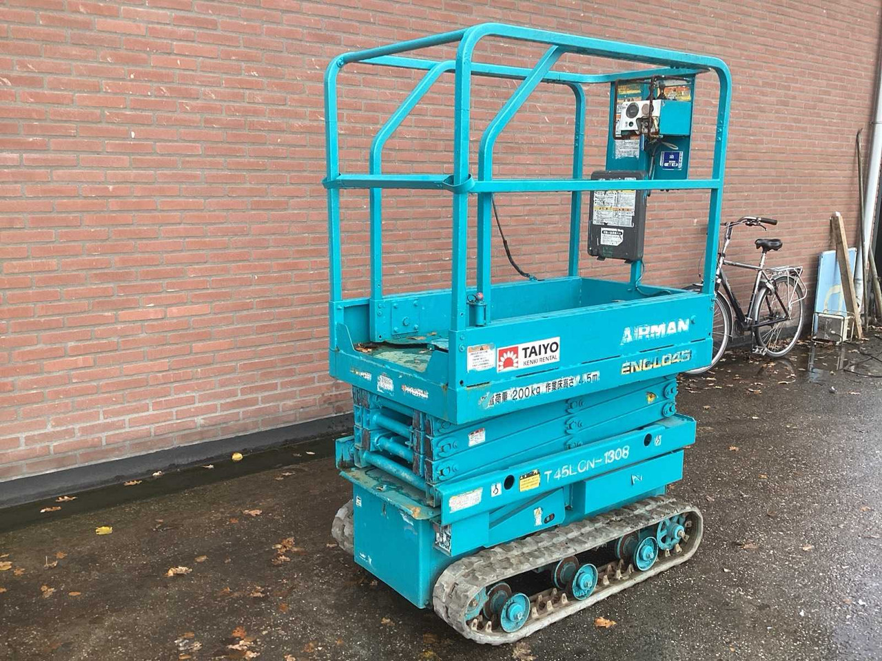 2009 AIRMAN ENCL 045 CRAWLER BOOM LIFT - פלטפורמה אווירית: תמונה 3 2009 AIRMAN ENCL 045 CRAWLER BOOM LIFT - פלטפורמה אווירית: תמונה 3