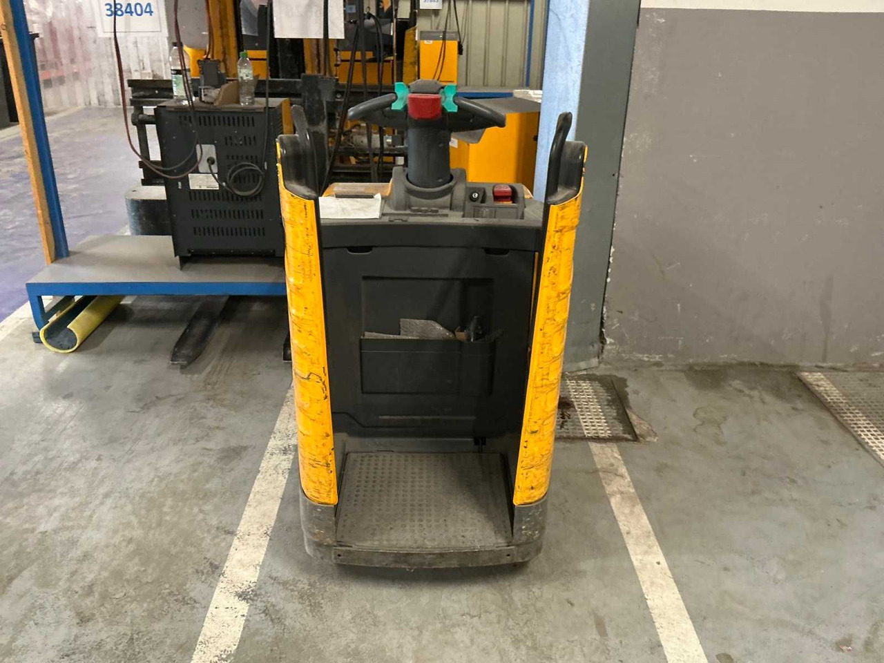 2009 JUNGHEINRICH FORKLIFT - מלגזה: תמונה 3 2009 JUNGHEINRICH FORKLIFT - מלגזה: תמונה 3