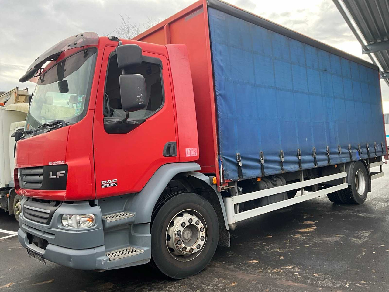 2010 DAF LF 55.250 - HYDRAULIC TAIL LIFT - 183000KM - משאית: תמונה 1 2010 DAF LF 55.250 - HYDRAULIC TAIL LIFT - 183000KM - משאית: תמונה 1