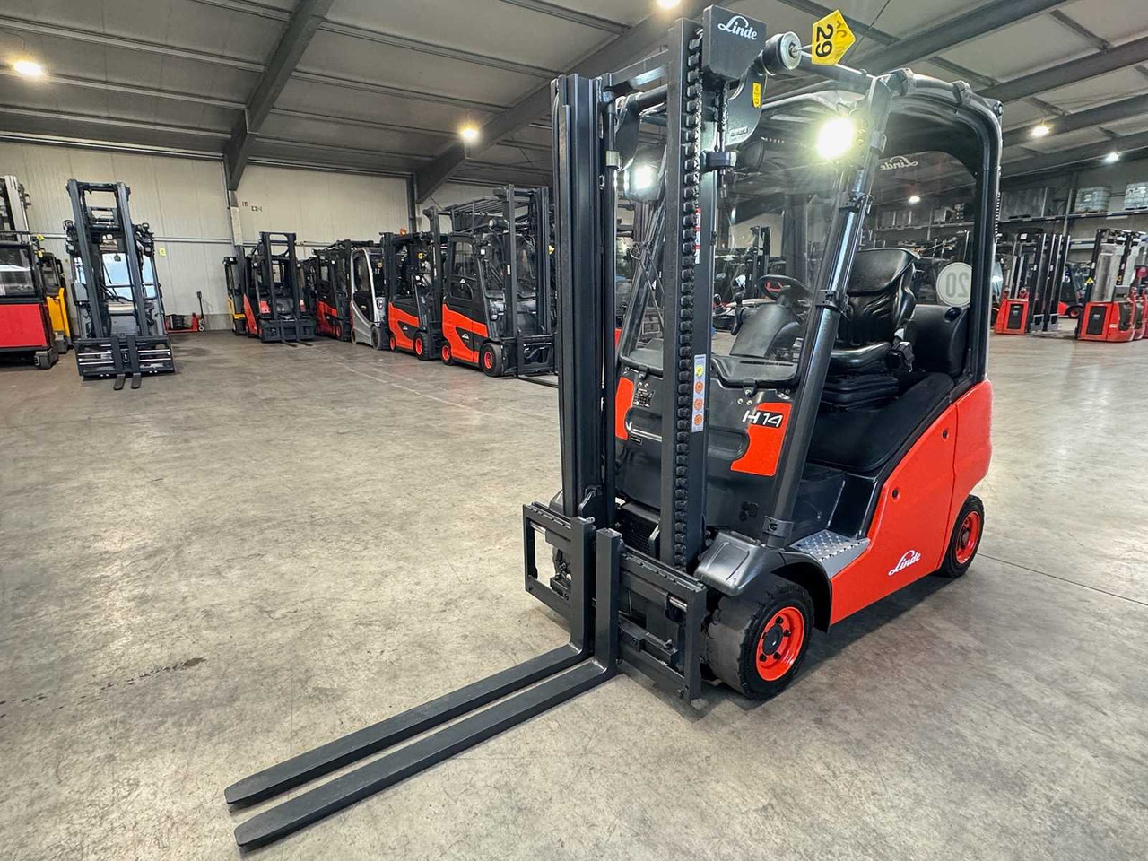 2010 SERVICE + UVV 09/2025 LINDE H14T GAS FORKLIFT FORKLIFT 4,545 HOURS - מלגזה: תמונה 2 2010 SERVICE + UVV 09/2025 LINDE H14T GAS FORKLIFT FORKLIFT 4,545 HOURS - מלגזה: תמונה 2