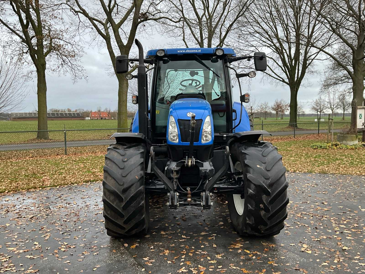 2011 NEW HOLLAND T6020 ELITE FOUR WHEEL DRIVE FARM TRACTOR - טרקטור חקלאי: תמונה 2 2011 NEW HOLLAND T6020 ELITE FOUR WHEEL DRIVE FARM TRACTOR - טרקטור חקלאי: תמונה 2