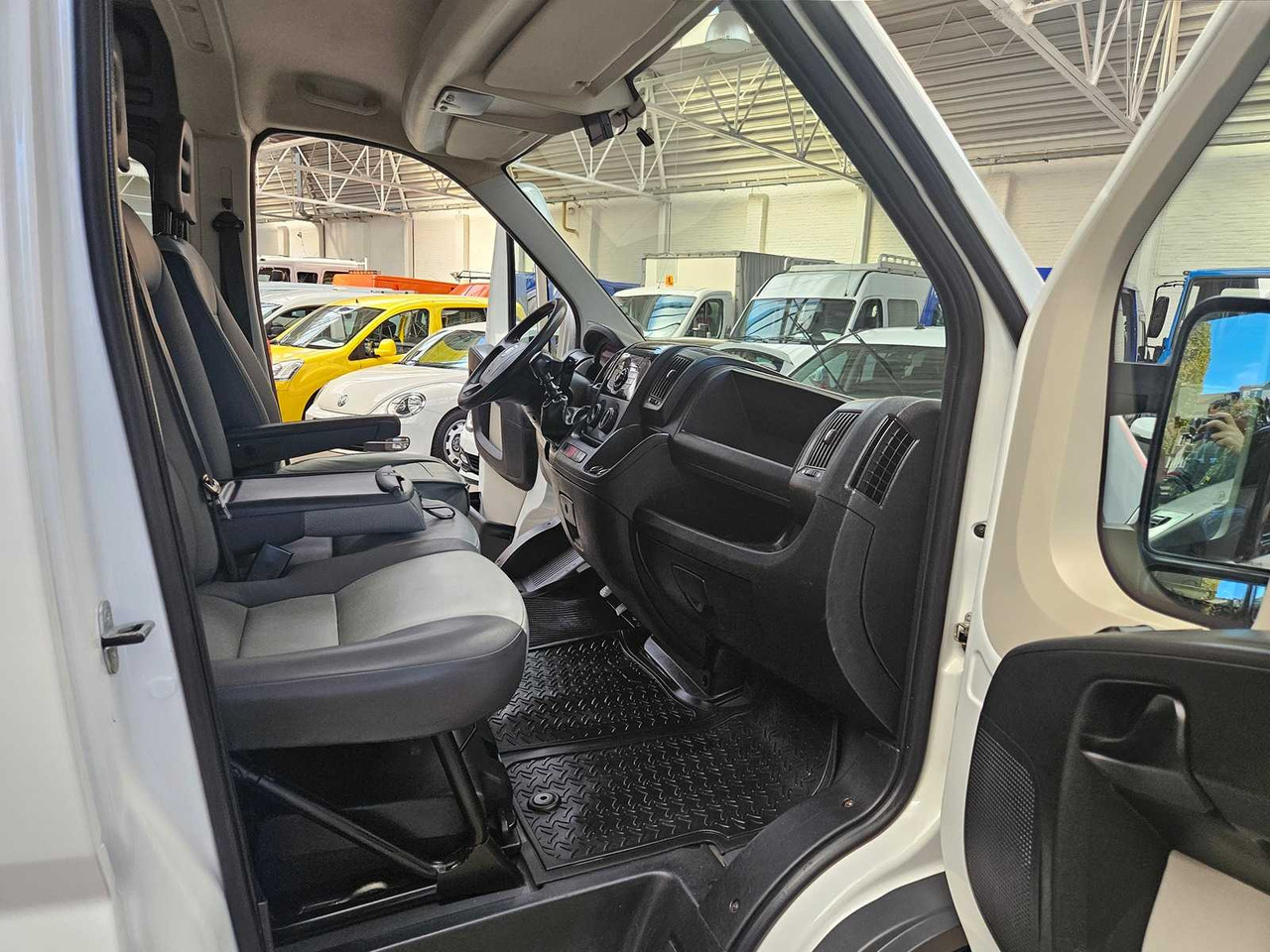 כלי רכב מסחרי 2013 FIAT DUCATO - DOUBLE CAB !! 52,000KM!!: תמונה 19 כלי רכב מסחרי 2013 FIAT DUCATO - DOUBLE CAB !! 52,000KM!!: תמונה 19