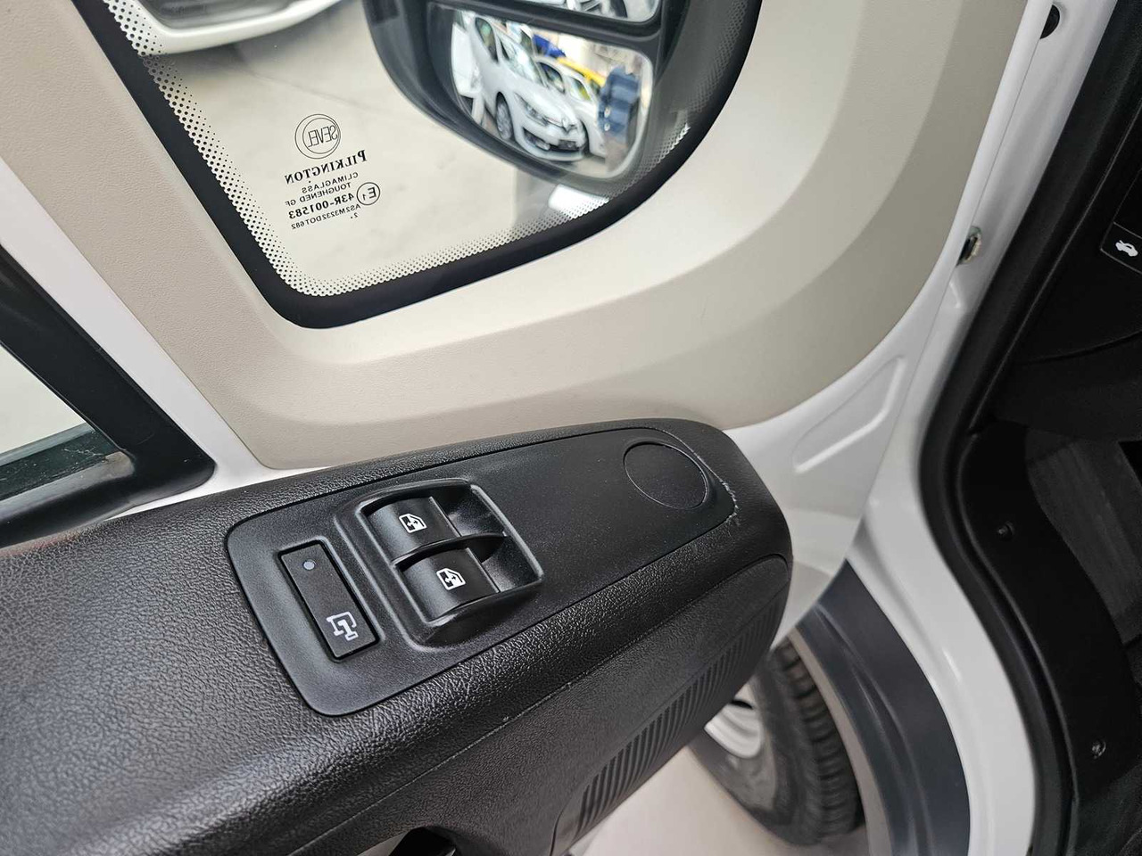 כלי רכב מסחרי 2013 FIAT DUCATO - DOUBLE CAB !! 52,000KM!!: תמונה 16 כלי רכב מסחרי 2013 FIAT DUCATO - DOUBLE CAB !! 52,000KM!!: תמונה 16