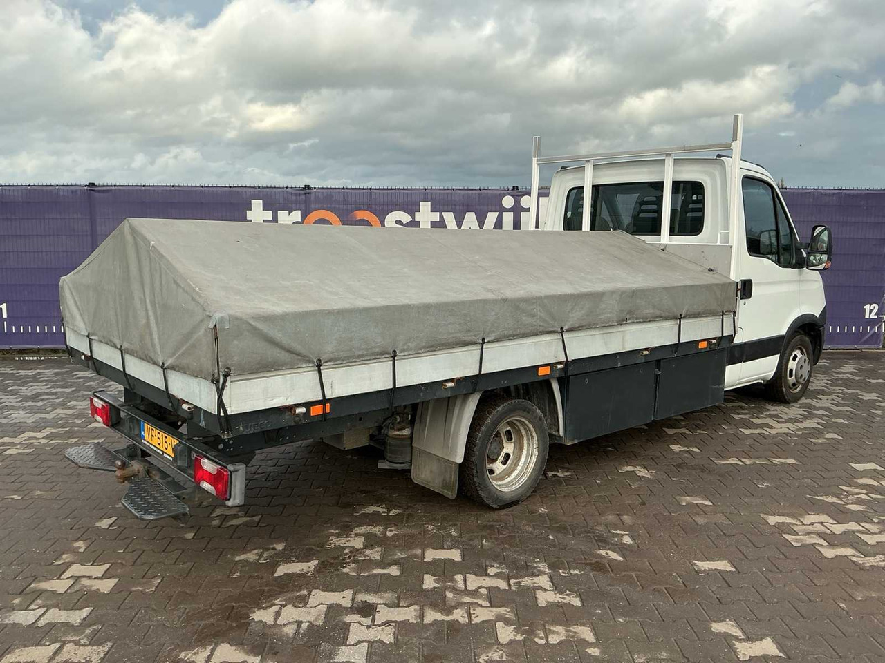 2013 - IVECO - DAILY - 35C15 375 - COMMERCIAL VEHICLE/PICK-UP - כלי רכב מסחרי: תמונה 4 2013 - IVECO - DAILY - 35C15 375 - COMMERCIAL VEHICLE/PICK-UP - כלי רכב מסחרי: תמונה 4