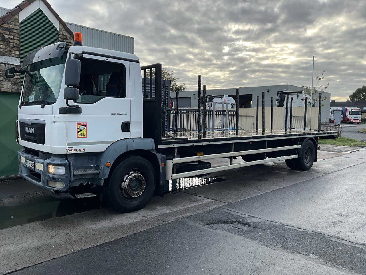 2013 MAN L2007.46.010 TRUCK - משאית: תמונה 1 2013 MAN L2007.46.010 TRUCK - משאית: תמונה 1