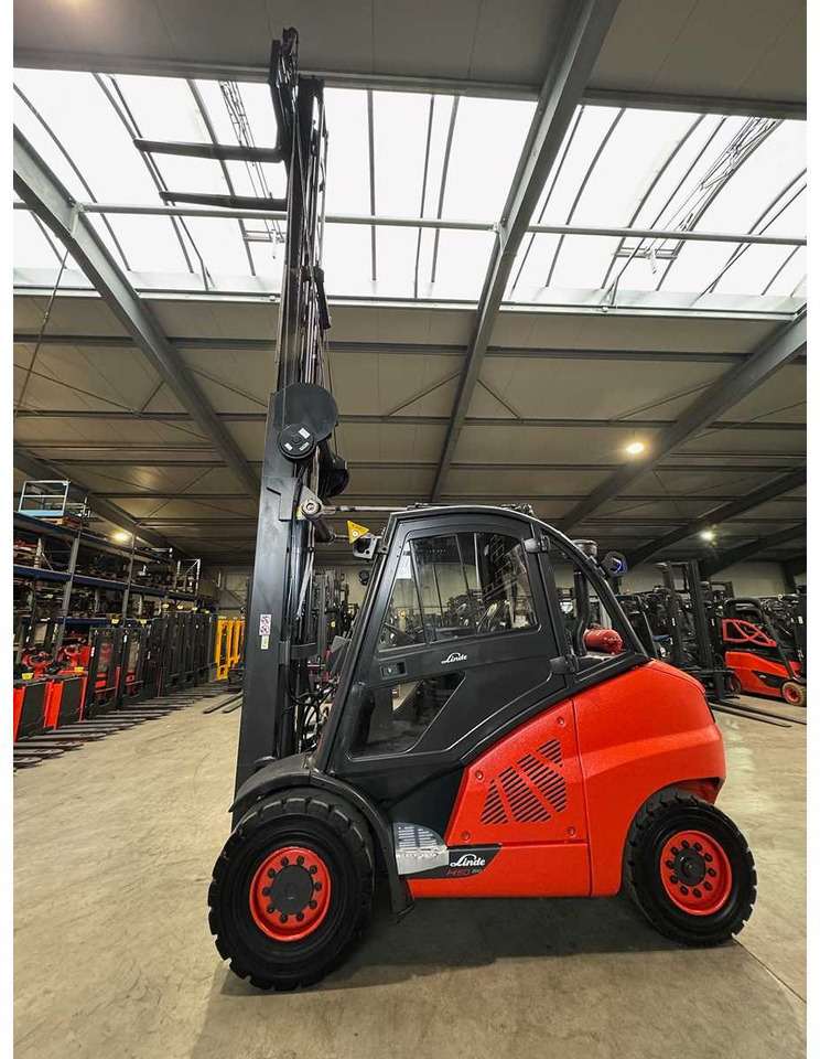 2015 SERVICE + UVV 11/2026 LINDE H50D 5.000KG TRIPLEX 666CM 3.+4. VALVE DIESEL FORKLIFT FORKLIFT 16.277 HOURS. - מלגזה: תמונה 4 2015 SERVICE + UVV 11/2026 LINDE H50D 5.000KG TRIPLEX 666CM 3.+4. VALVE DIESEL FORKLIFT FORKLIFT 16.277 HOURS. - מלגזה: תמונה 4