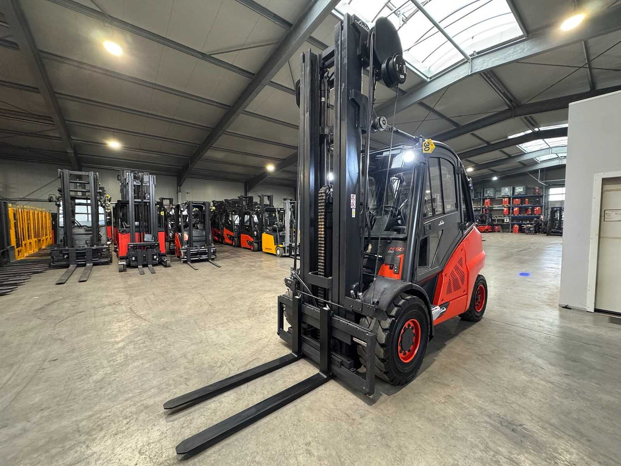 2015 SERVICE + UVV 11/2026 LINDE H50D 5.000KG TRIPLEX 666CM 3.+4. VALVE DIESEL FORKLIFT FORKLIFT 16.277 HOURS. - מלגזה: תמונה 3 2015 SERVICE + UVV 11/2026 LINDE H50D 5.000KG TRIPLEX 666CM 3.+4. VALVE DIESEL FORKLIFT FORKLIFT 16.277 HOURS. - מלגזה: תמונה 3