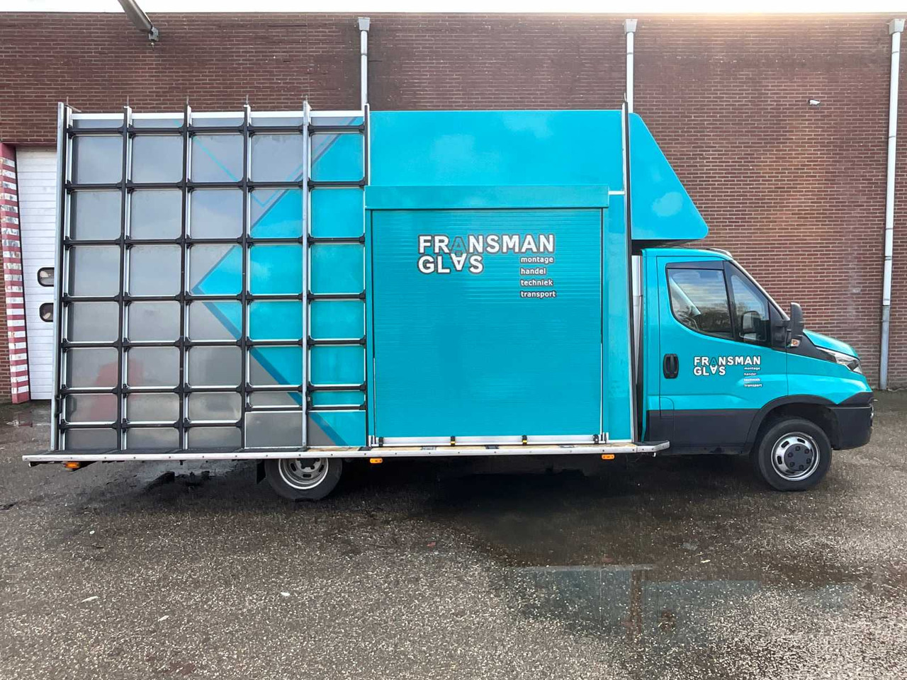 משאית 2016 IVECO 50-C17 COMMERCIAL VEHICLE / GLASS TRUCK: תמונה 15 משאית 2016 IVECO 50-C17 COMMERCIAL VEHICLE / GLASS TRUCK: תמונה 15