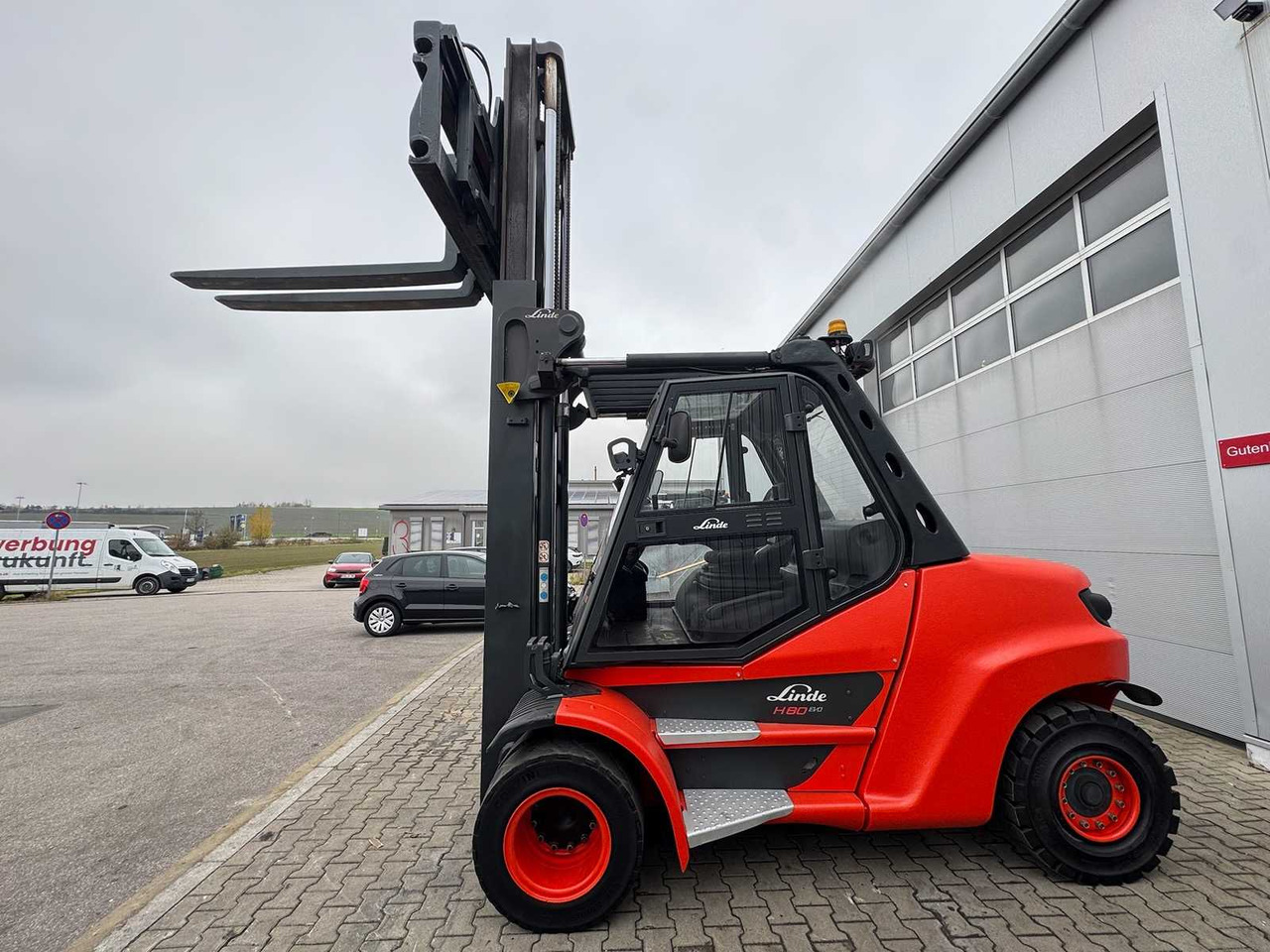 2016 LINDE H80D-900 H80 8,000KG DIESEL FORKLIFT FORKLIFT 3+4TH VALVE ZVG+SS 5,446 HOURS. - מלגזה: תמונה 5 2016 LINDE H80D-900 H80 8,000KG DIESEL FORKLIFT FORKLIFT 3+4TH VALVE ZVG+SS 5,446 HOURS. - מלגזה: תמונה 5