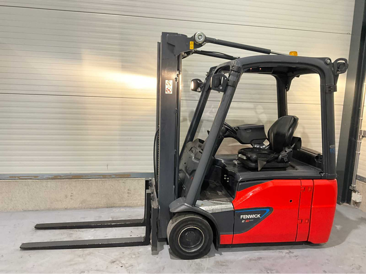 2017 LINDE E18-02 1800KG LI-ION 4171HOUR FORKLIFT - מלגזה: תמונה 2 2017 LINDE E18-02 1800KG LI-ION 4171HOUR FORKLIFT - מלגזה: תמונה 2