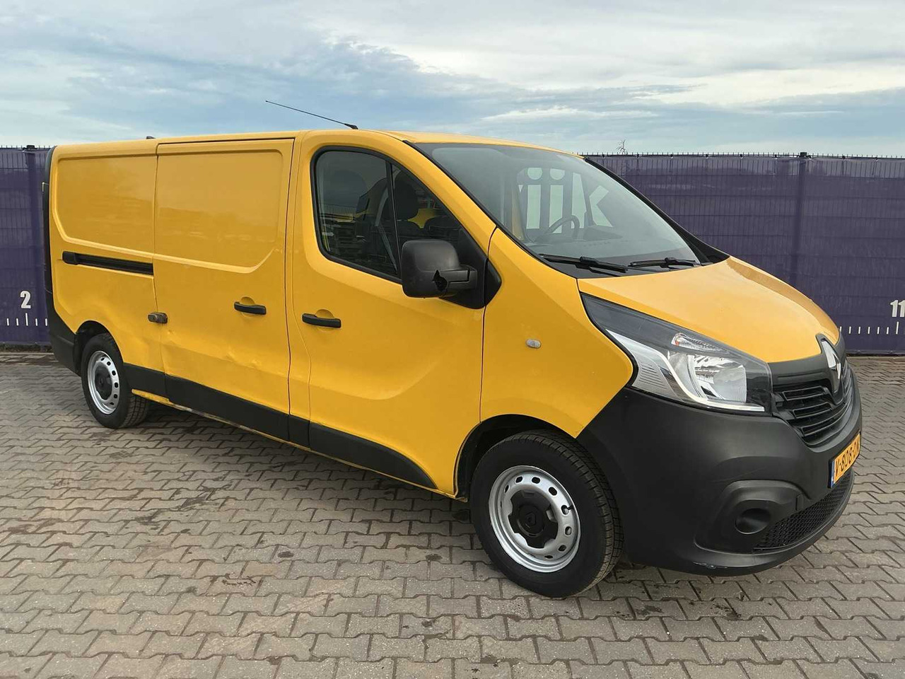 2017 - RENAULT - TRAFIC - 1.6 DCI T29L2H1COMEN - COMMERCIAL VEHICLE - כלי רכב מסחרי: תמונה 2 2017 - RENAULT - TRAFIC - 1.6 DCI T29L2H1COMEN - COMMERCIAL VEHICLE - כלי רכב מסחרי: תמונה 2