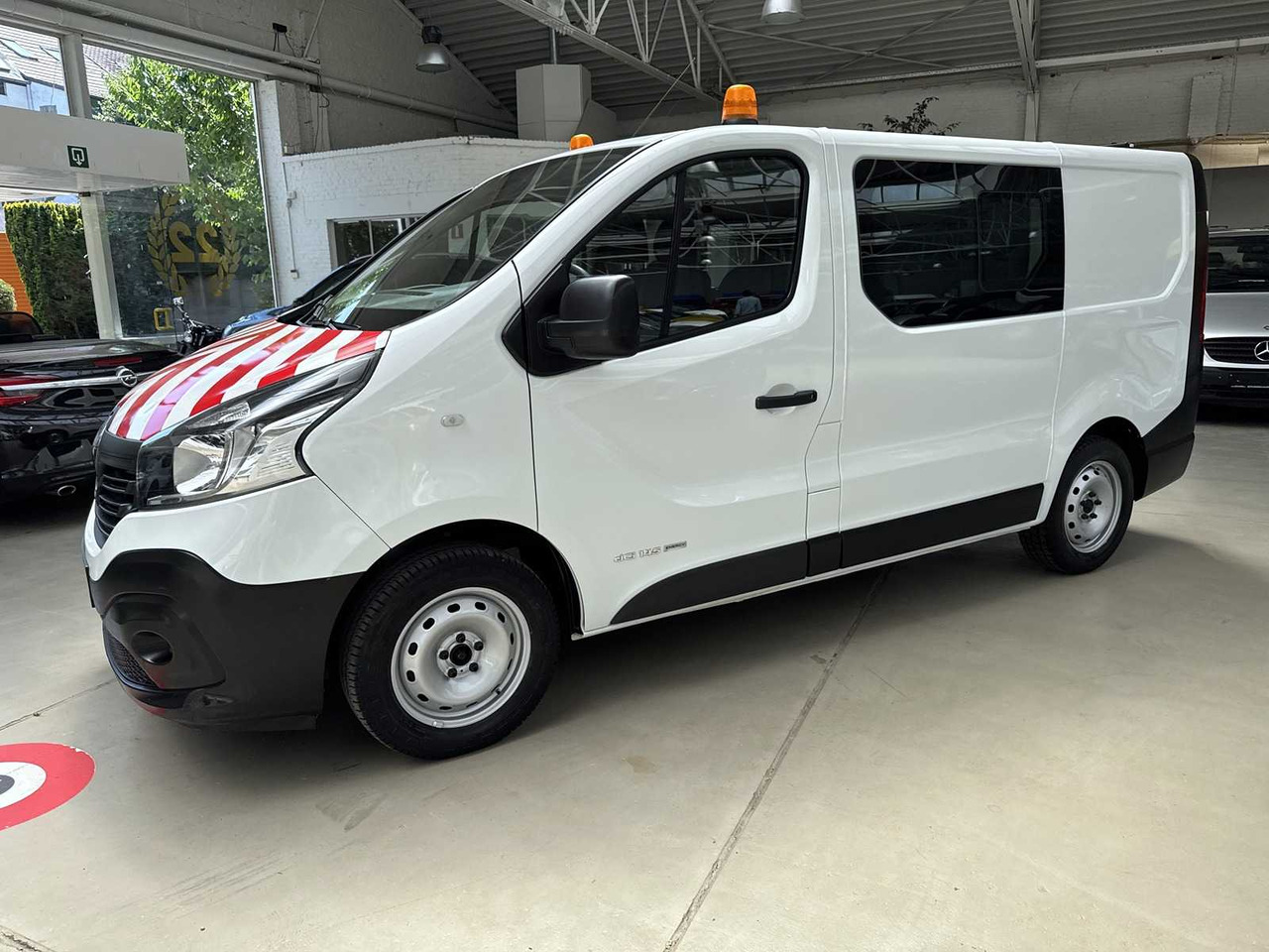 2017 RENAULT TRAFIC DOUBLE CAB 92.000KM - כלי רכב מסחרי: תמונה 5 2017 RENAULT TRAFIC DOUBLE CAB 92.000KM - כלי רכב מסחרי: תמונה 5