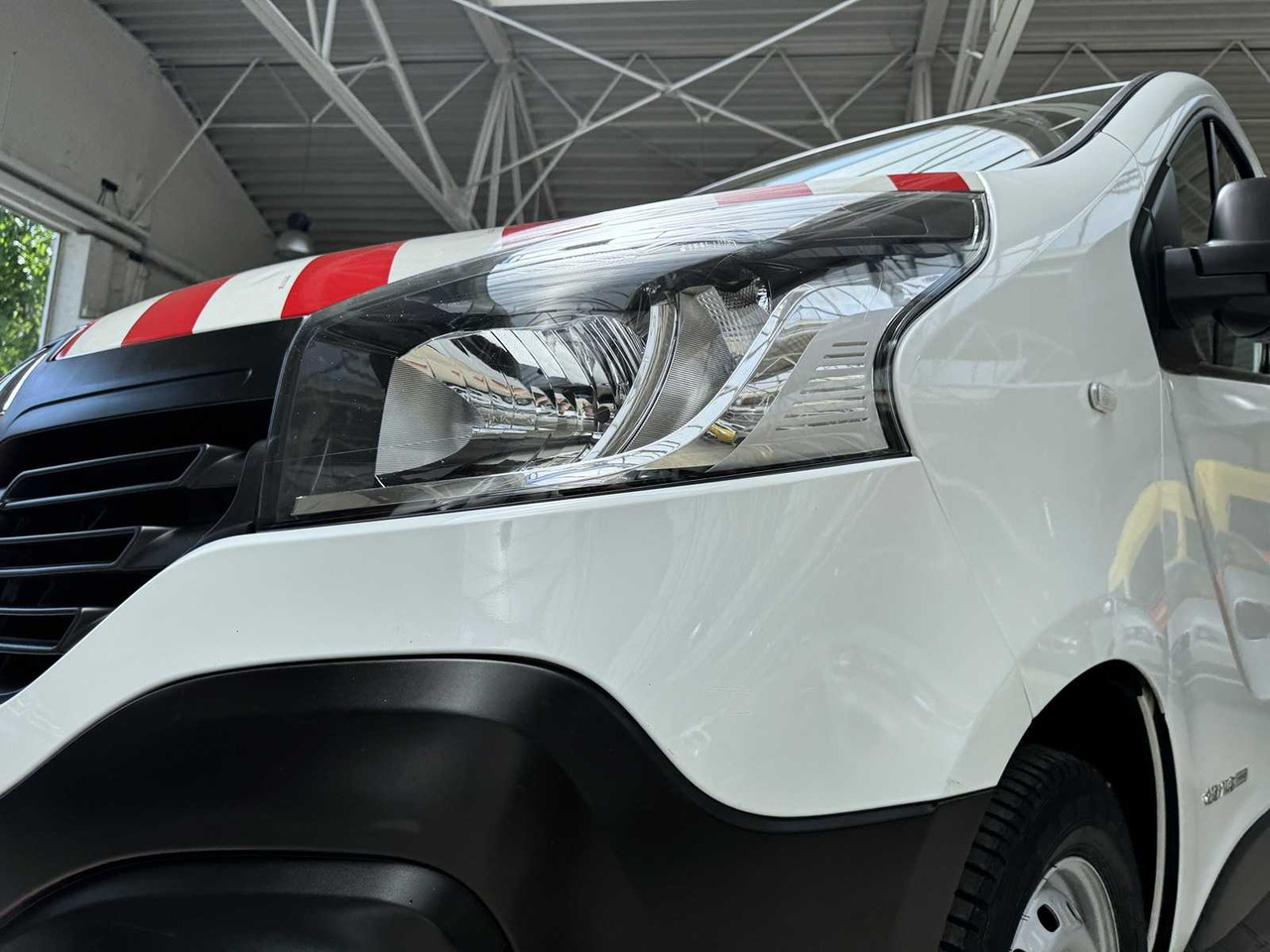 2017 RENAULT TRAFIC DOUBLE CAB 92.000KM - כלי רכב מסחרי: תמונה 4 2017 RENAULT TRAFIC DOUBLE CAB 92.000KM - כלי רכב מסחרי: תמונה 4