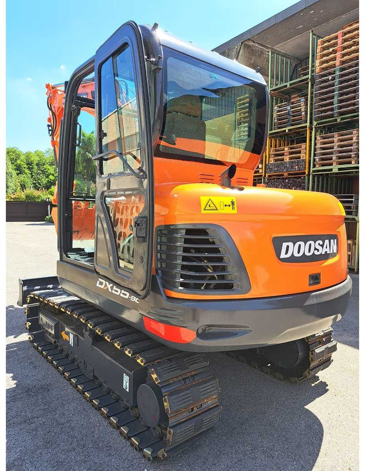 2018 DOOSAN DX55-9C MINI EXCAVATOR - מחפר: תמונה 3 2018 DOOSAN DX55-9C MINI EXCAVATOR - מחפר: תמונה 3