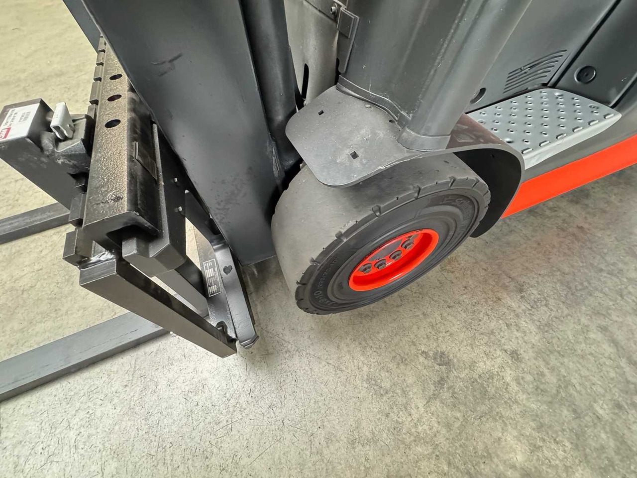 מלגזה 2018 SERVICE + UVV 08/2026 LINDE E25 EVO KLIMA 3.+4.: תמונה 10