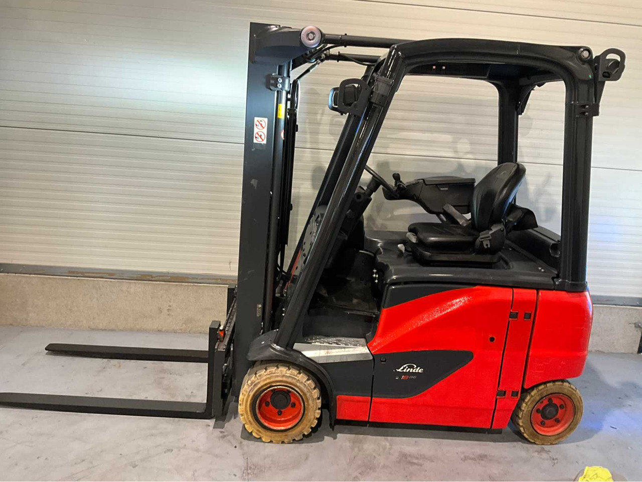 2019 LINDE E18PH-02 1800KG FORKLIFT - מלגזה: תמונה 3 2019 LINDE E18PH-02 1800KG FORKLIFT - מלגזה: תמונה 3